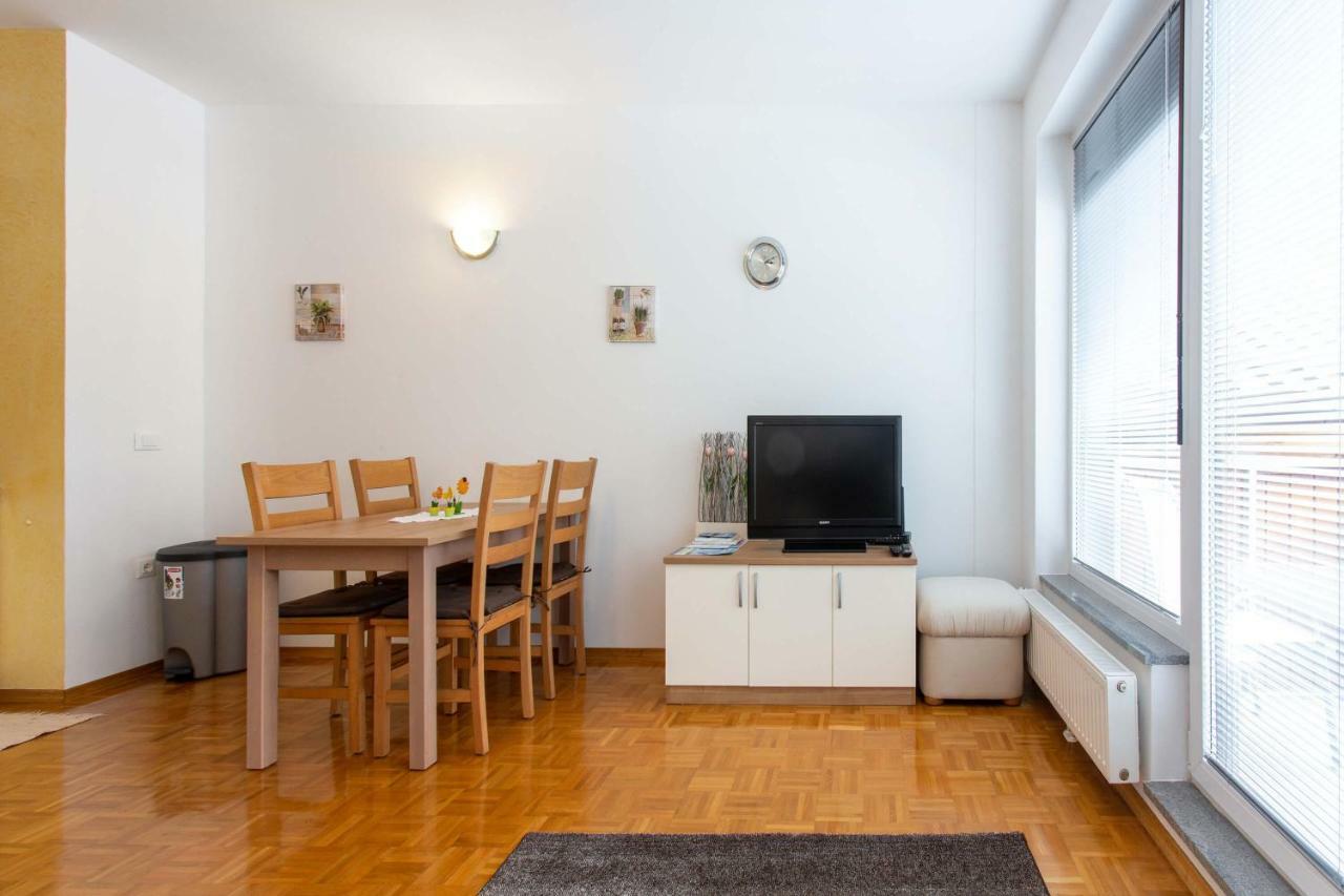 קרנייסקה גורה Apartma Luna מראה חיצוני תמונה